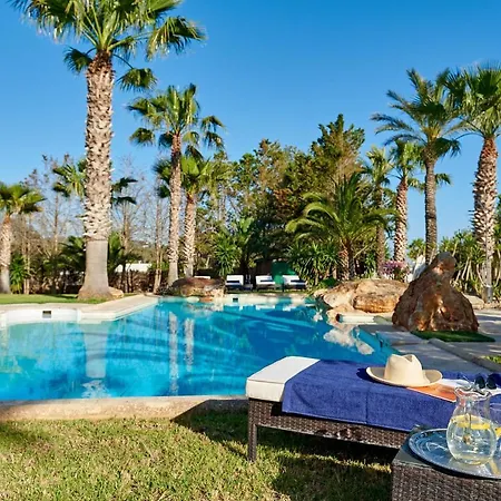 Luxurious 6 Bedroom Villa, Ibiza 1018