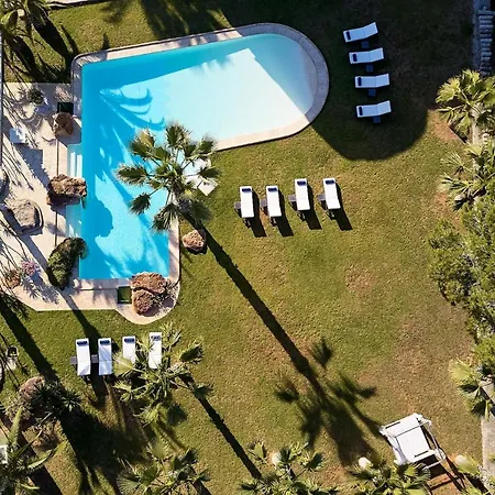 Luxurious 6 Bedroom Villa, Ibiza 1018 *