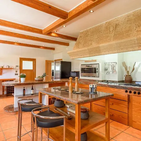 Luxurious 6 Bedroom Villa, Ibiza 1018 * Santa Eulària des Riu